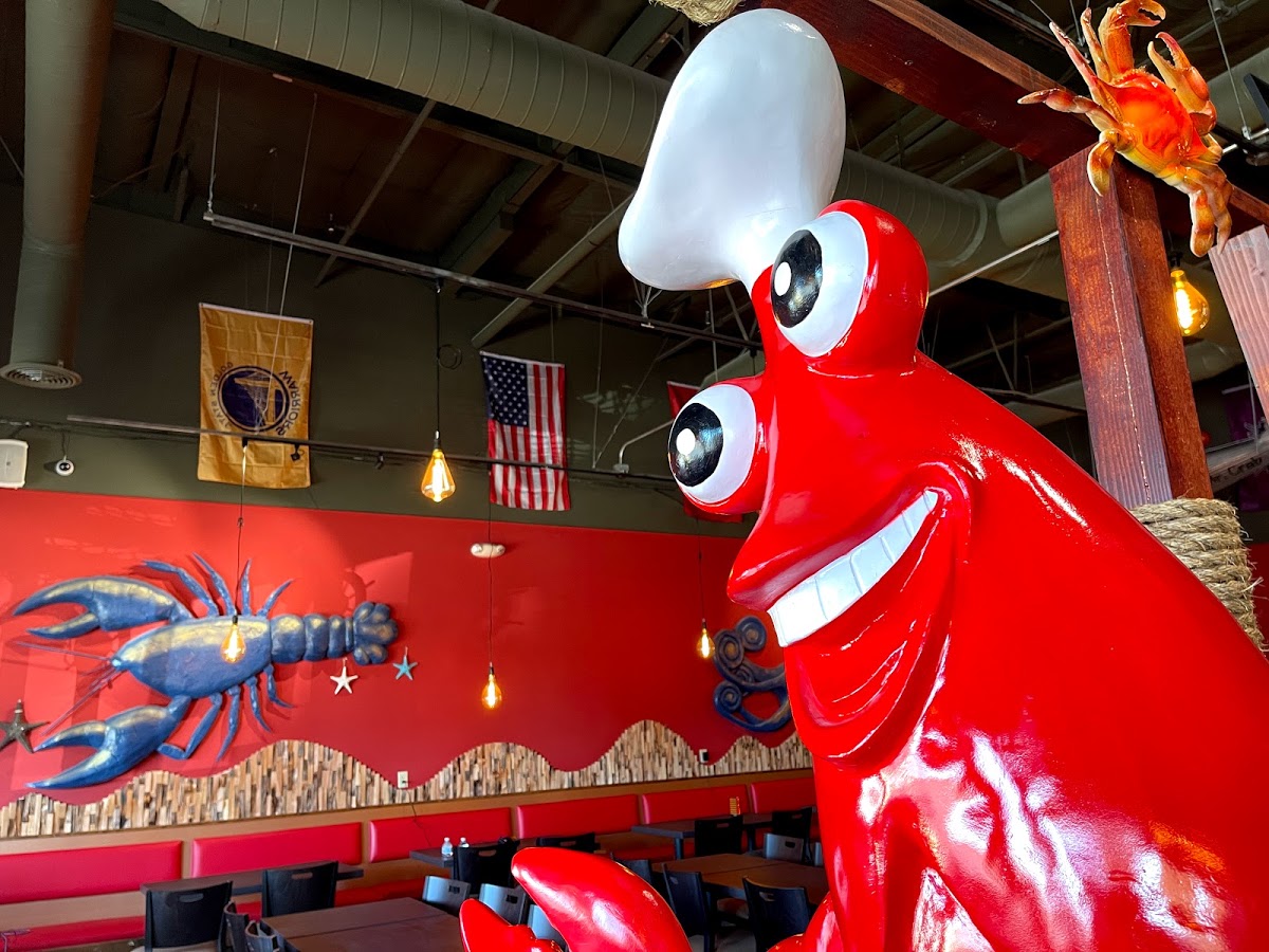 Mr Crab Seafood Grill Set To Open In Natomas The Natomas Buzz